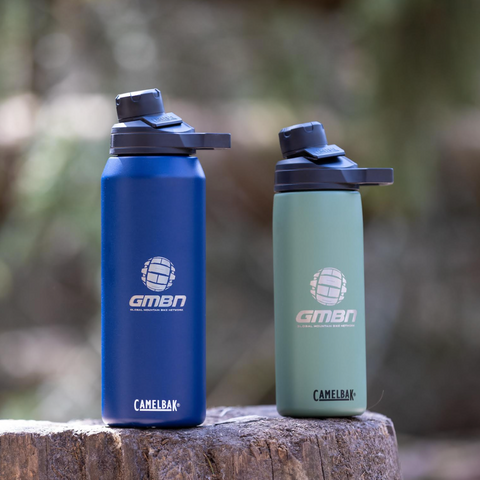 CAMELBAK Bottiglia d'acqua CHUTE Mag vuoto in acciaio inox isolato CAMELBAK Bottiglia d'acqua CHUTE Mag vuoto in acciaio inox isolato