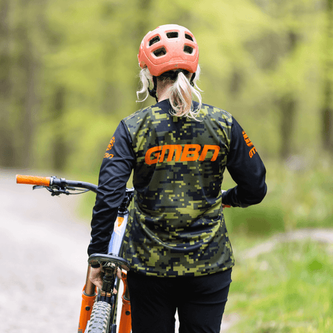 Maillot manga larga GMBN Descent para mujer Camuflaje verde y naranja